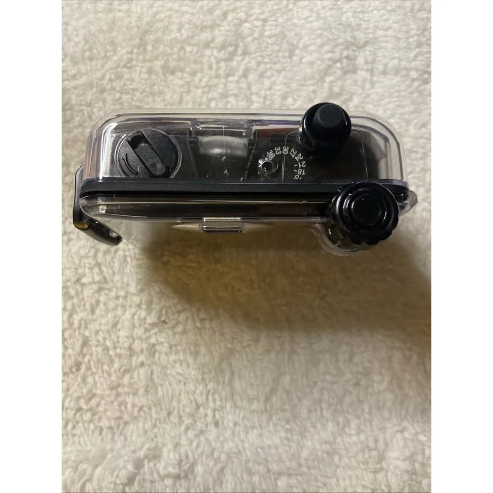 Uptech 35mm Underwater Waterproof Film Camera NIP New 6.6 Feet 10 Exposures